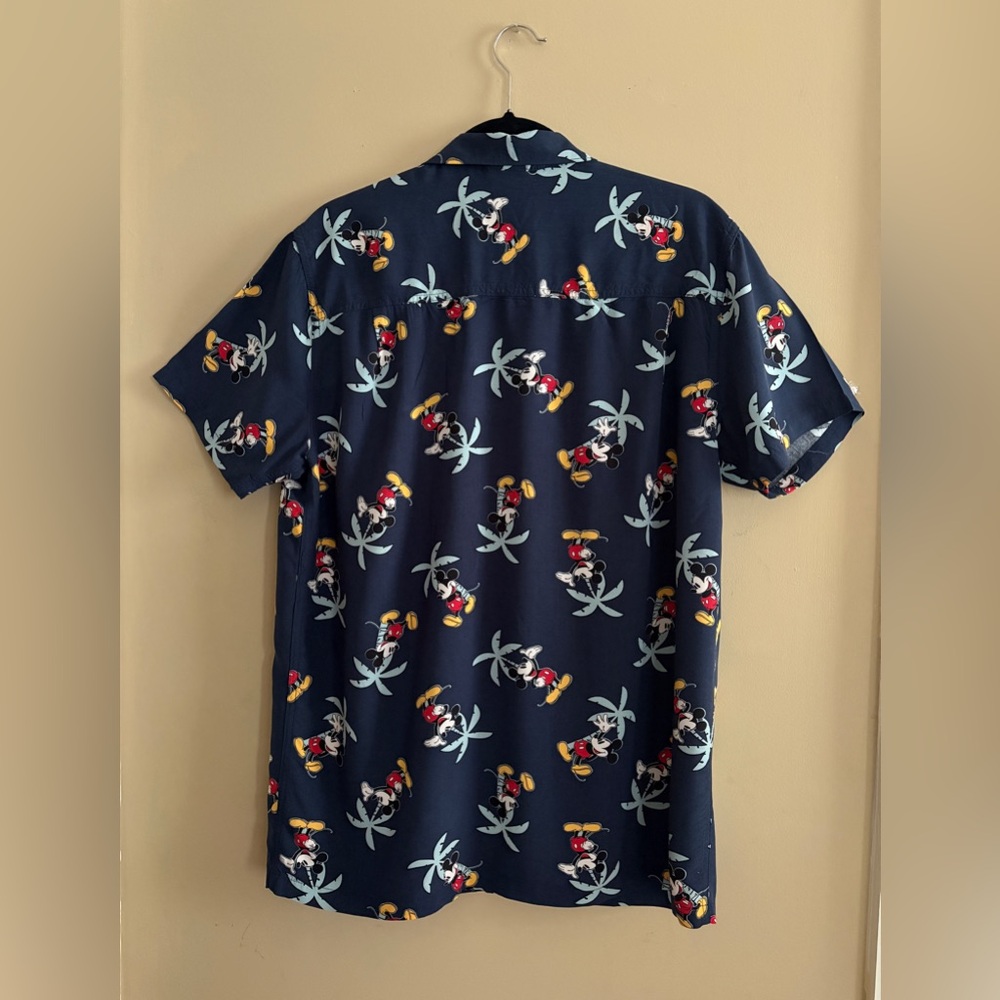 Disney Mickey Mouse Navy Blue Tropical Men's Short Sleeve Shirt Medium - Picture 2 of 6